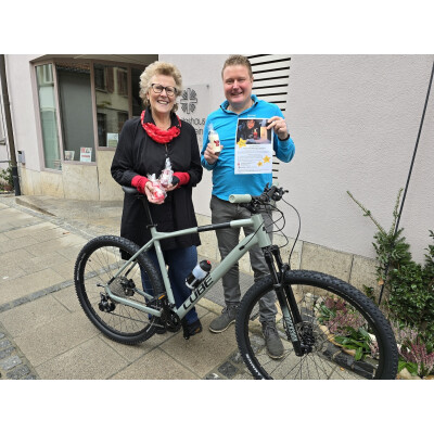 Ein Fahrrad für die Caritaslichter-Aktion - 