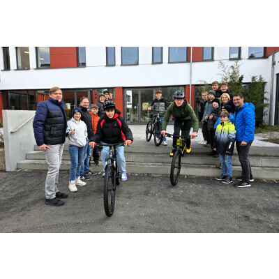 Drei CUBE Bikes für das Rhön-Gymnasium - 