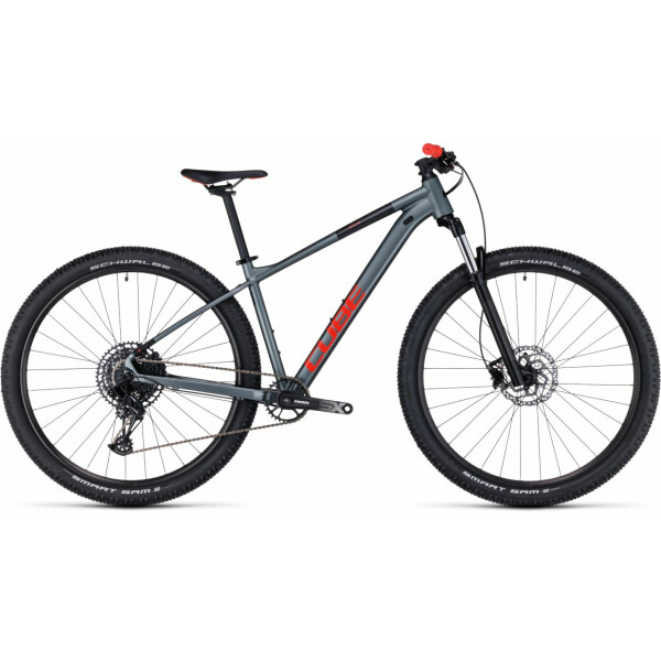Bike des Monats: Cube Analog flashgrey´n´red