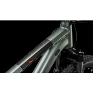 Bike des Monats: Cube Analog flashgrey´n´red