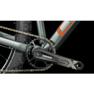 Bike des Monats: Cube Analog flashgrey´n´red