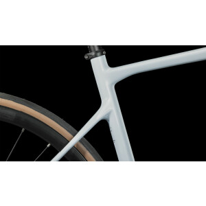 Cube Attain GTC Race flashwhite´n´black