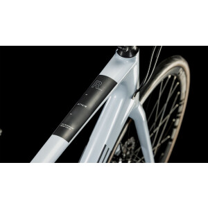 Cube Attain GTC Race flashwhite´n´black