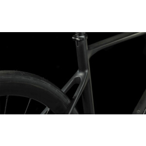 Cube Attain GTC SLX carbon´n´black