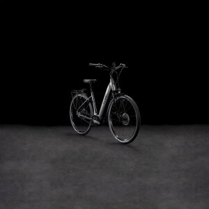 CUBE Supreme Hybrid Deluxe ONE 625 slateblack´n´black