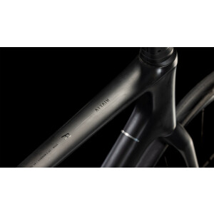 CUBE Attain C:62 Race blackline